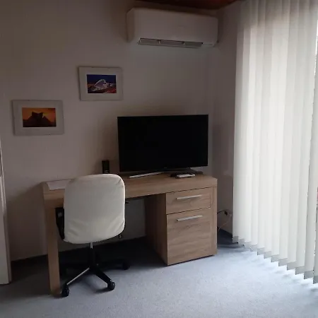 1 Zimmer Appartment Springe Exterior foto